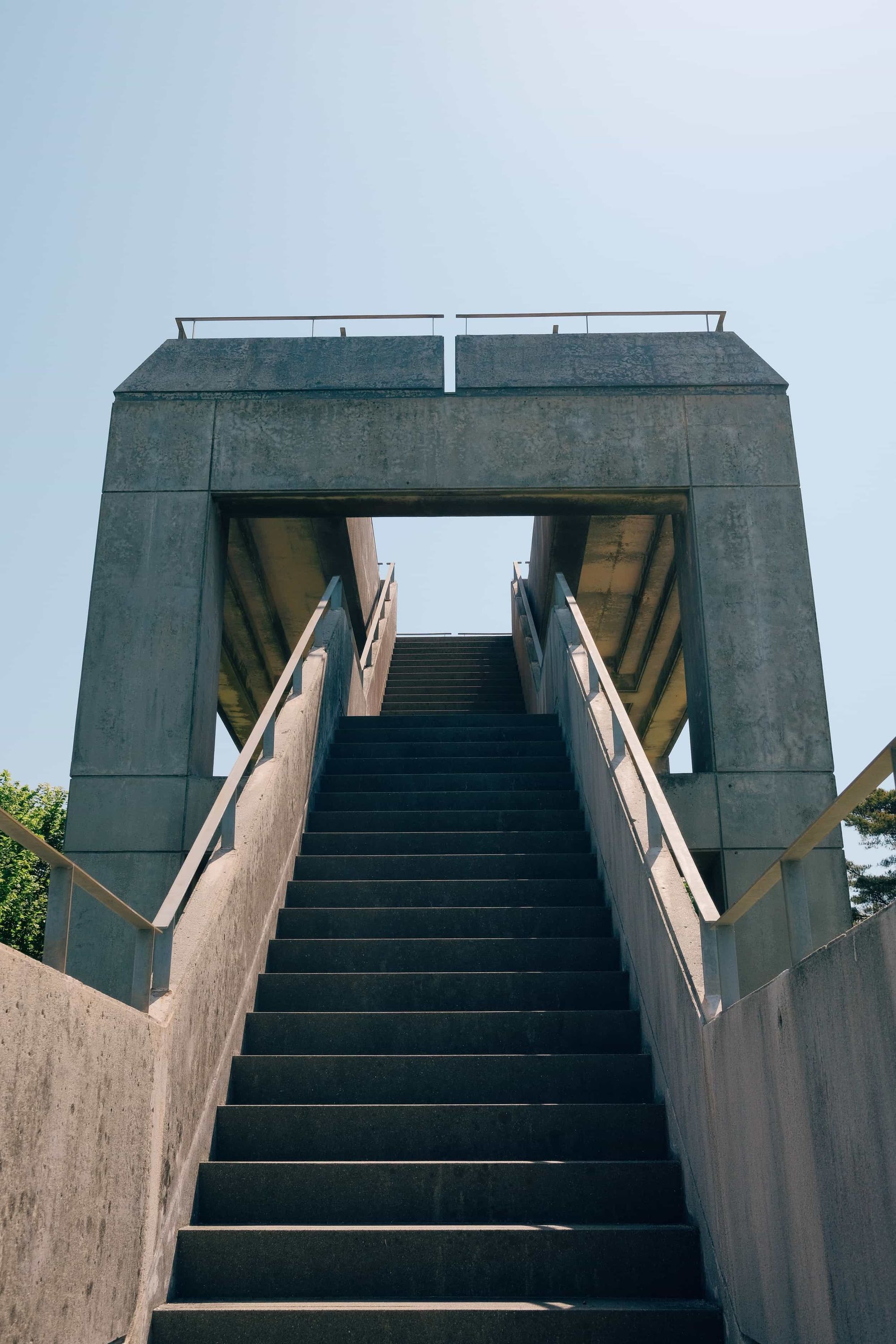 Concrete observation tower 1